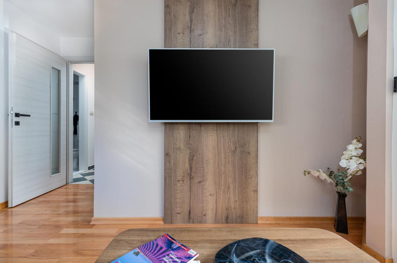Nava Apartament