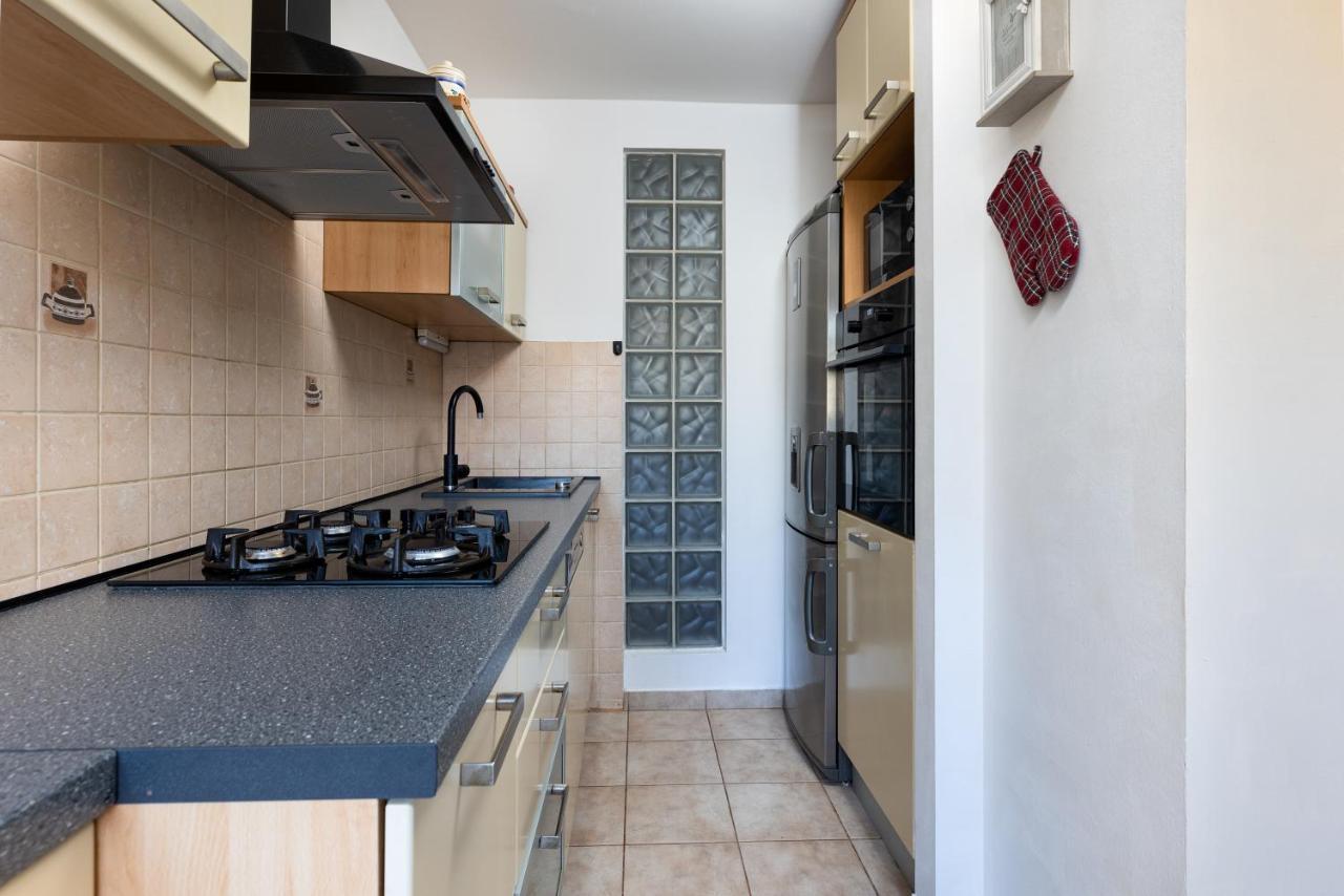 Apartament Nava *